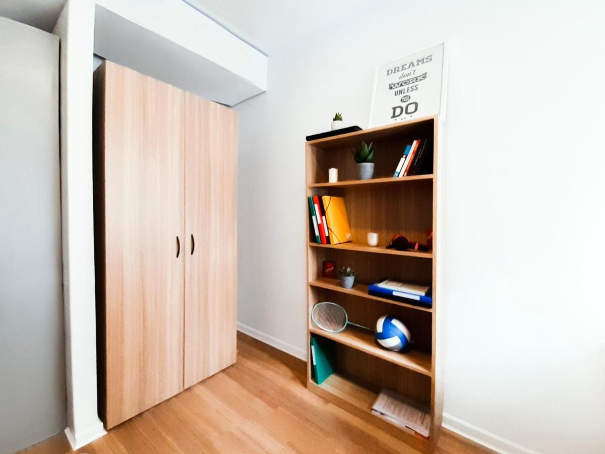 Micampus Malaga Student Residence Exterior photo